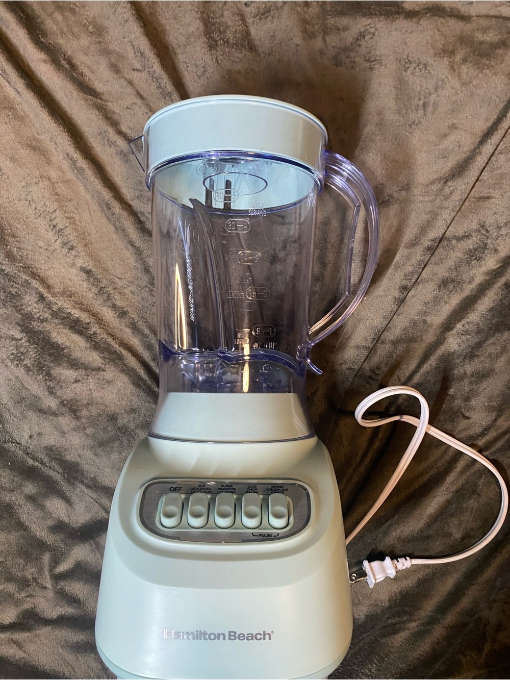 Hamilton Beach White and Clear Plastic Countertop Blender